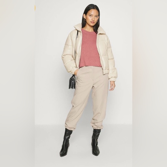 Jackets & Blazers - Abercrombie & Fitch CINCHED CUFF MINI PUFF - Winter Jacket beige size M